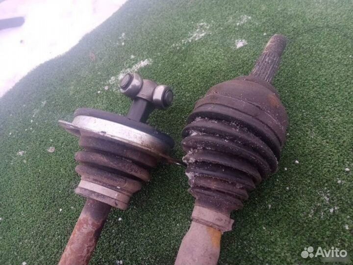 Привод передний Renault Laguna 1999