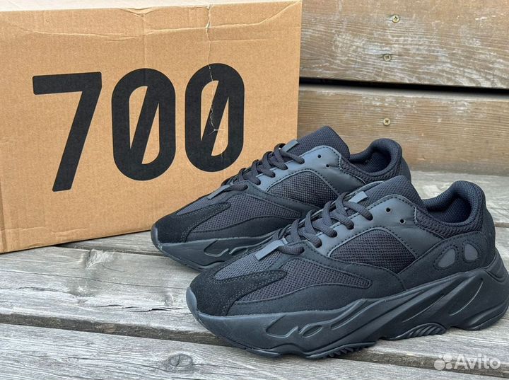 Кроссовки мужские Adidas Yeezy 700 41-45 / Новые