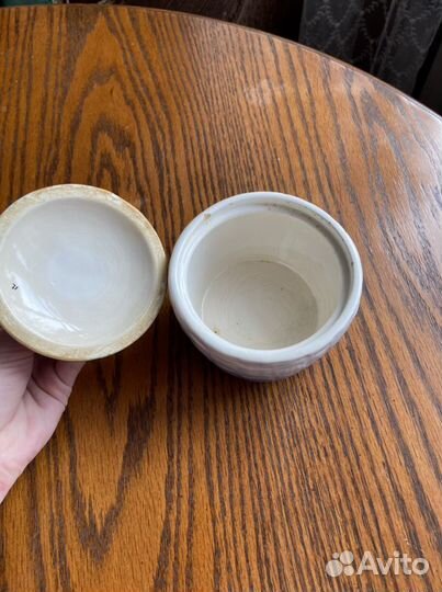 Кузовок с грибами, масленка сахарница