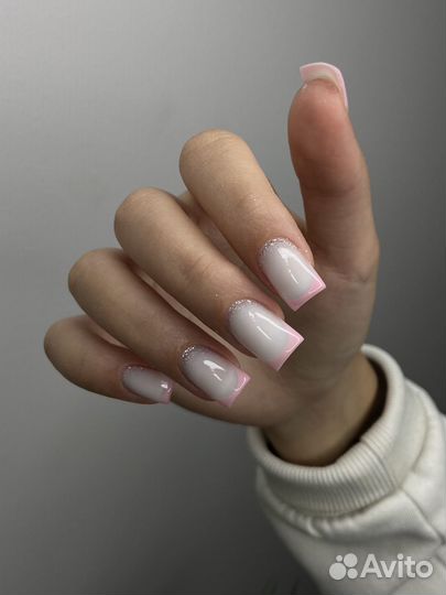 Маникюр, наращивание, педикюр