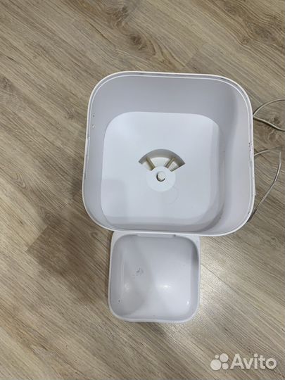 Автоматическая кормушка для кошек