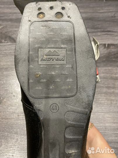 Лыжные ботинки фирма Motor