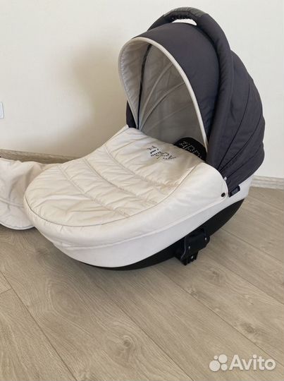 Коляска zippy 2 в 1