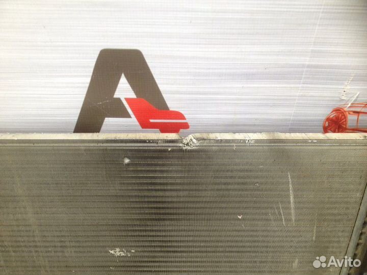 Радиатор охлаждения двигателя Renault Logan