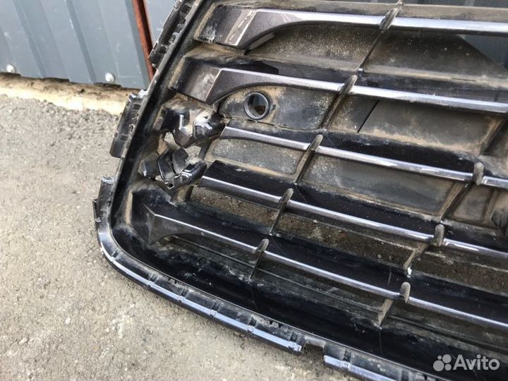 Решетка радиатора Lexus Nx рестайлинг 2017-2021