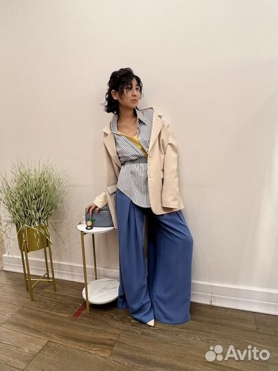 Стилист имиджмейкер