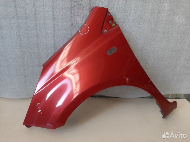 Крыло переднее левое Nissan Note E11 HR16DE 2008