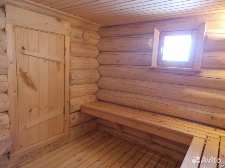 Дверь с коробкой / хвоя