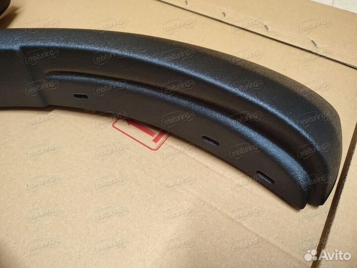 Расширители колесных арок Toyota Hilux 2020-нв