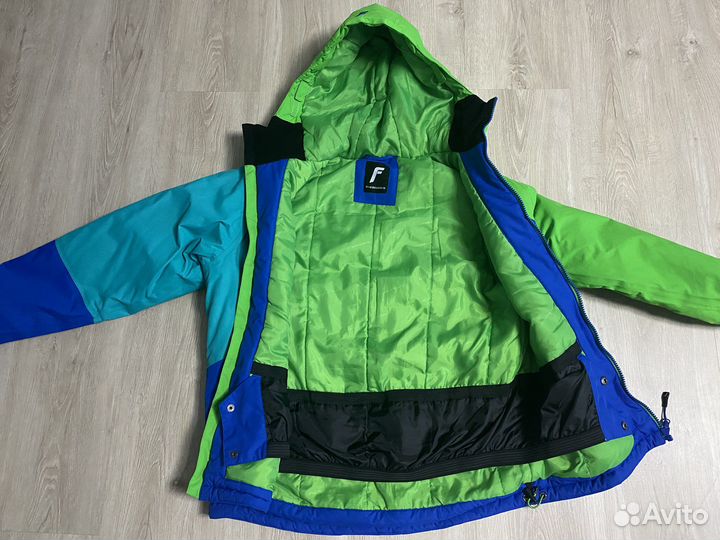 Куртка горнолыжная 158