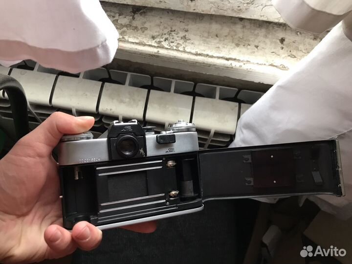 Плёночный фотоаппарат зенит