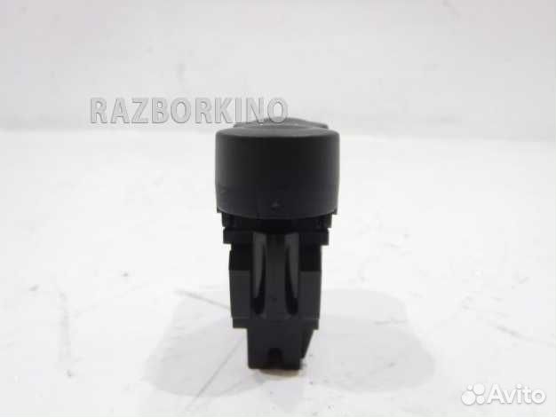 Кнопка обогрева заднего стекла