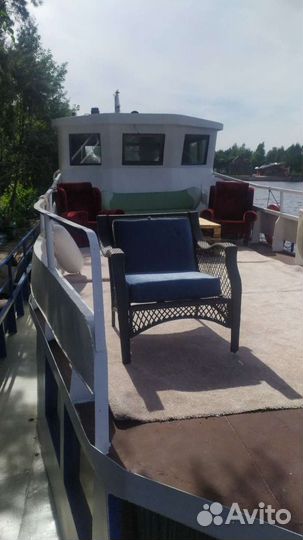 Аренда яхты теплохода катера вейксерф