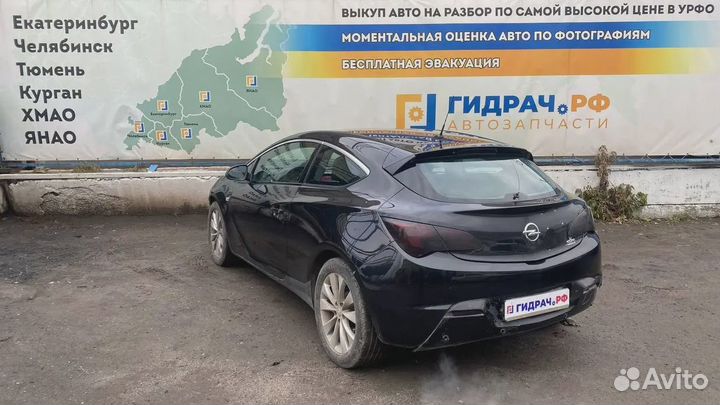 Кнопка стеклоподъемника Opel Astra GTC (J) 1330188