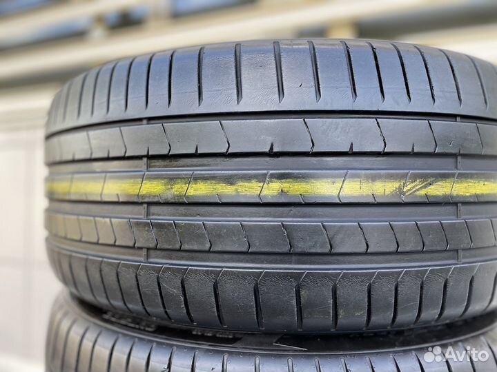 Pirelli P Zero 275/40 R21 и 315/35 R21 107Y
