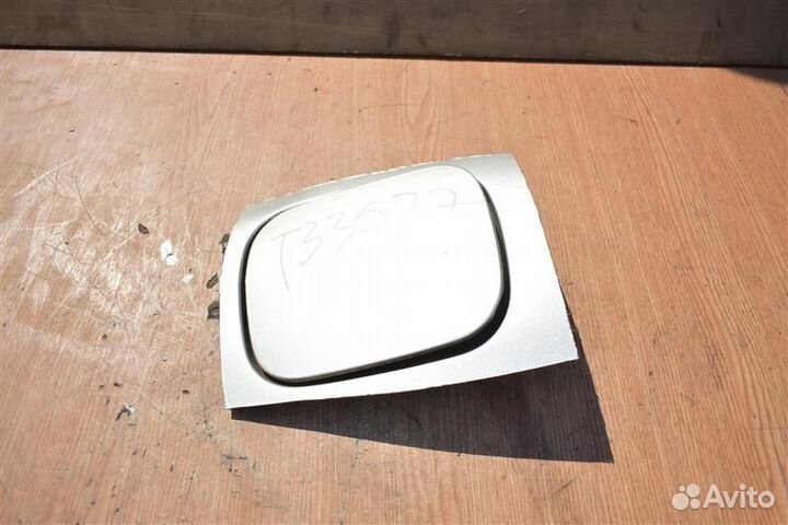 Лючок бензобака Toyota Corolla E120 хэтчбек 5Д