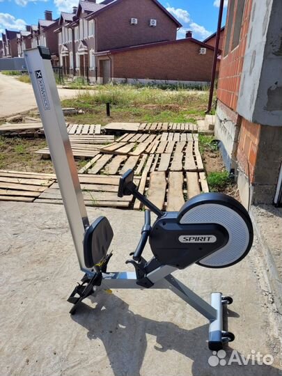 Гребной тренажер spirit XRW600