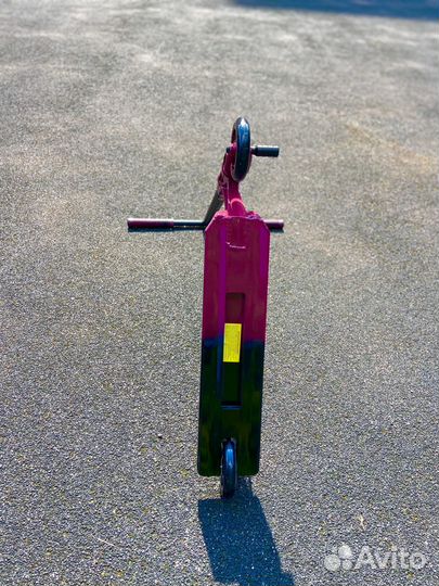 Трюковой самокат для стрита