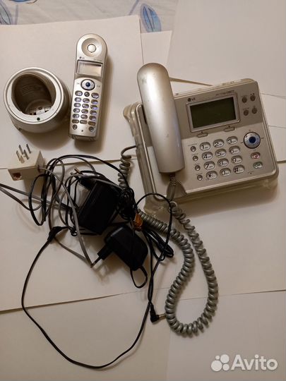 Телефон LG GT-7730