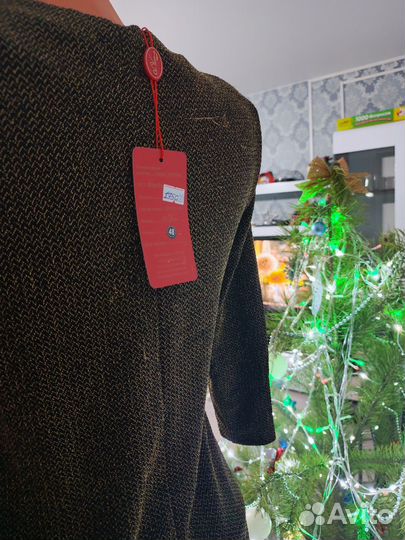 Платье на Новый год,48-50 новое с этикеткой