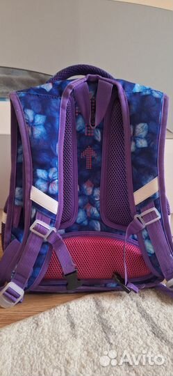Портфель школьный для девочки