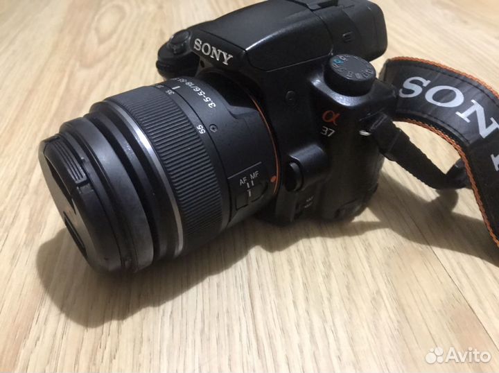 Зеркальный фотоаппарат Sony SLT A37