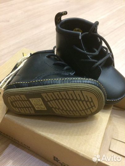 Ботиночки для младенцев «Dr.Martens