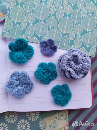 Вязанные цветы