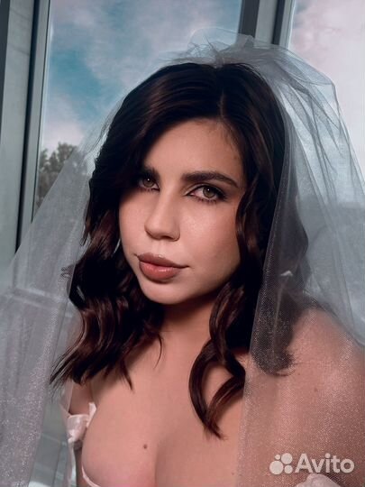 Макияж и прическа