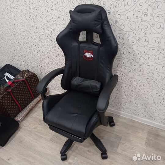 Компьютерное кресло чёрное новое