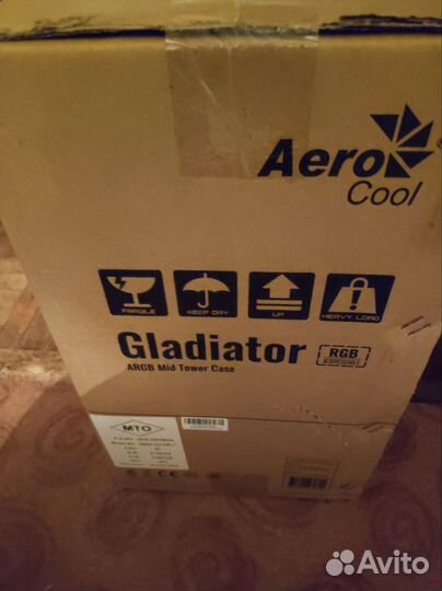 Корпус AeroCool Gladiator Новая