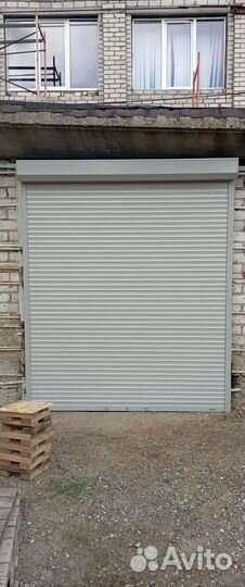 Гаражные секционные ворота