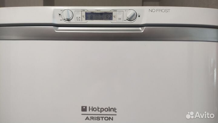 Холодильник бу Hotpoint Ariston