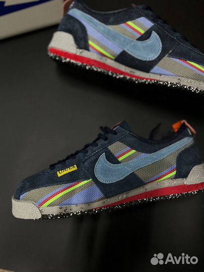 Кроссовки Nike cortez