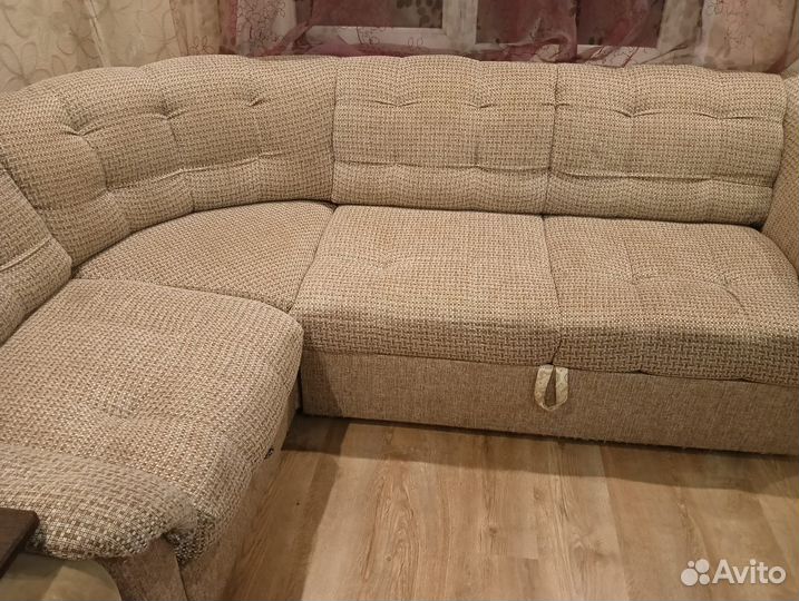 Угловой диван