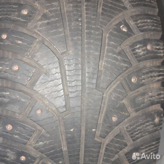 Nokian Tyres Hakkapeliitta 5 SUV 275/65 R17 119