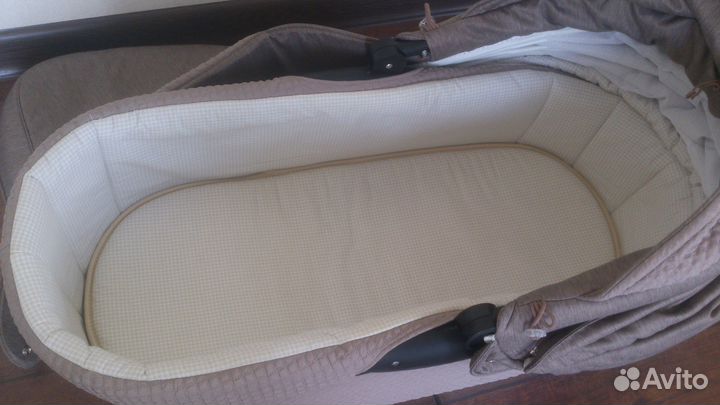 Продается коляска 2 в 1 в идеальном состоянии