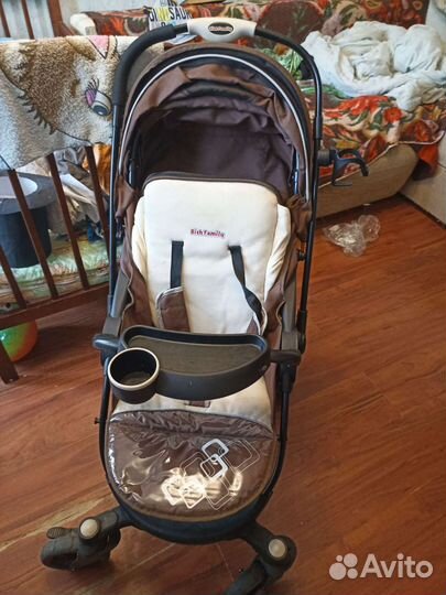 Коляска прогулочная