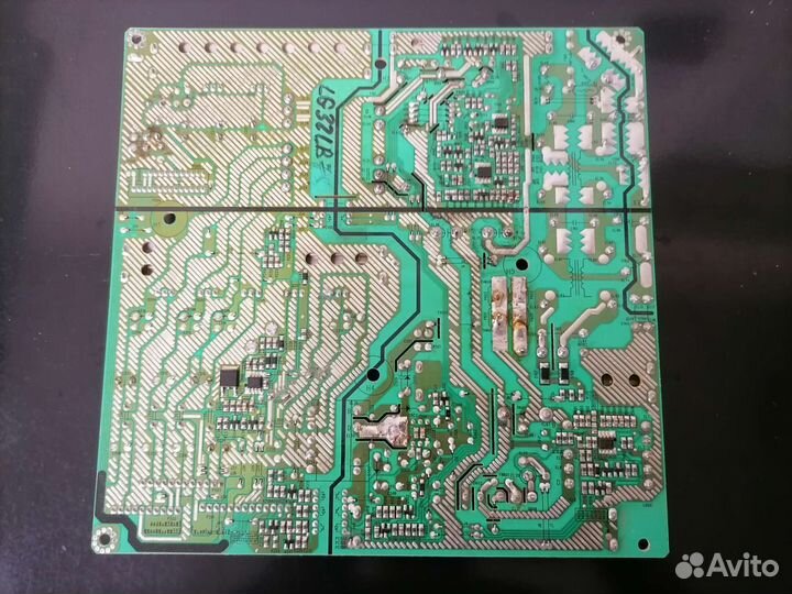Блок питания к тв LG 32LB75