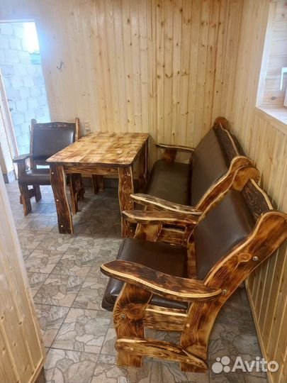 Мебель из натурального дерева
