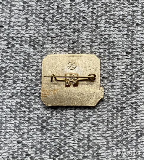 Значок времен СССР - Транспорт - 3 степень - За ра