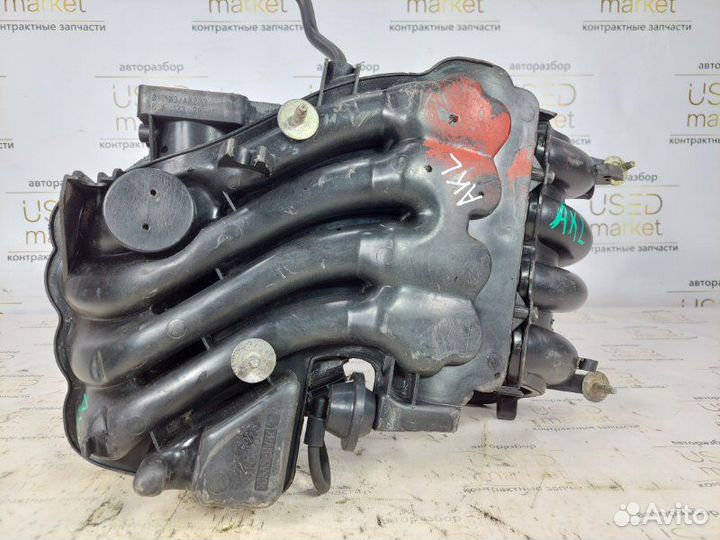 Коллектор впускной Volkswagen Golf 4 1.6 AKL 2000