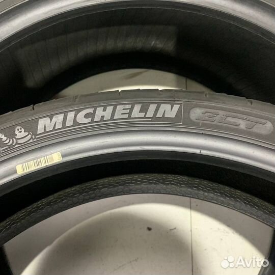 Mотошина Б/У 120 70 ZR17 Michelin