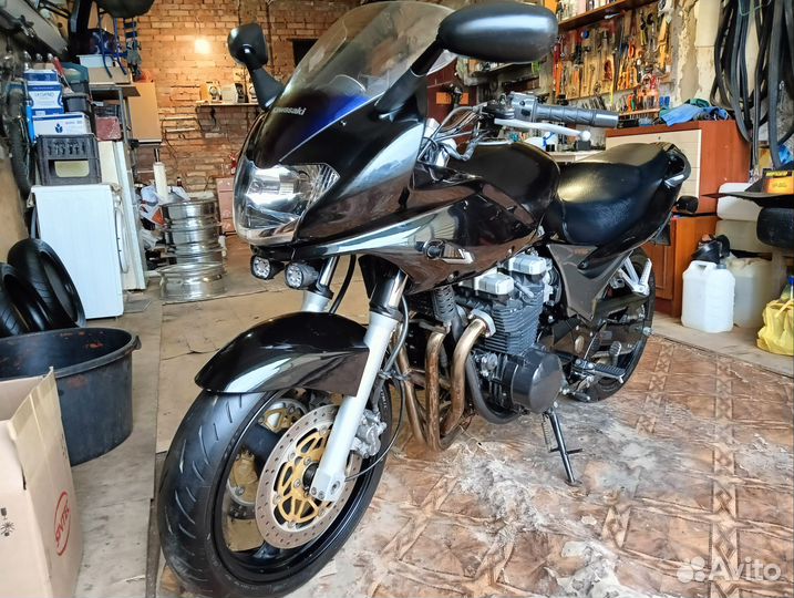 Kawa zr7