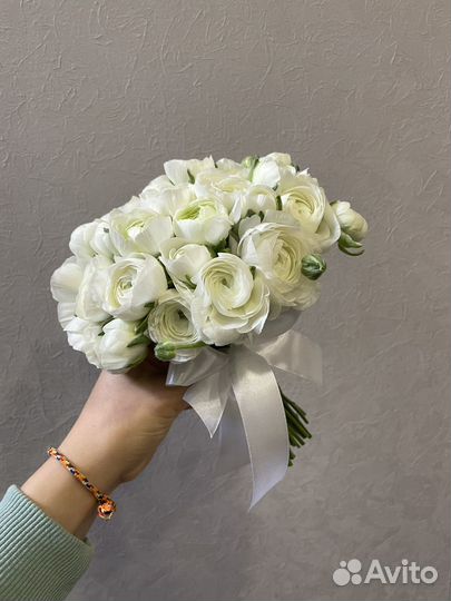 Свадебный букет ранункулюс