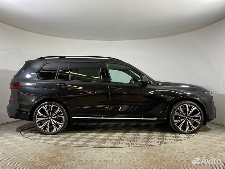 BMW X7 3.0 AT, 2023