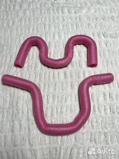 Нудл Aqua Bones держит форму