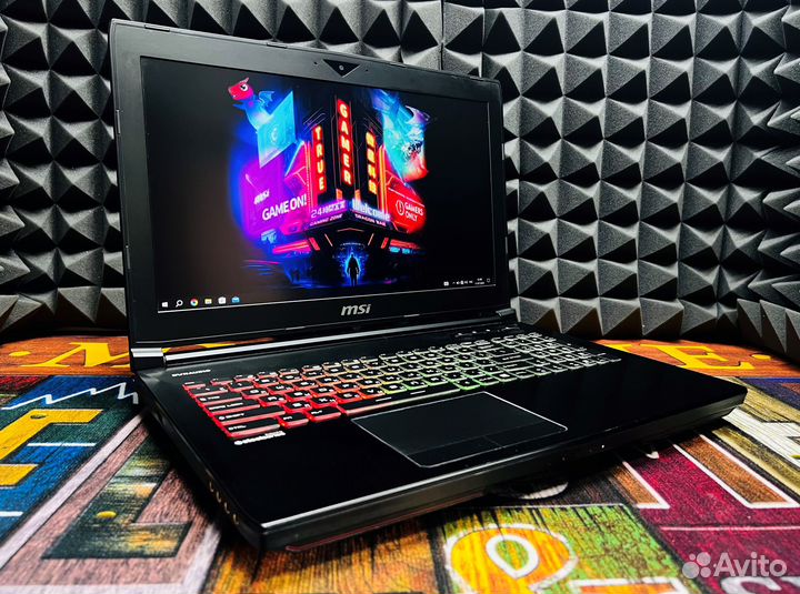 MSI Dominator с 4K экраном / GTX 1070 / i7 7700HQ