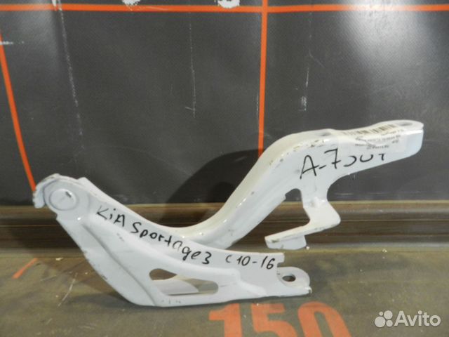 Петля капота правая - Kia Sportage 3 (2010-16г.в.)