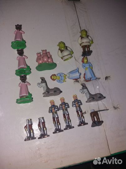 Игрушки из киндеров